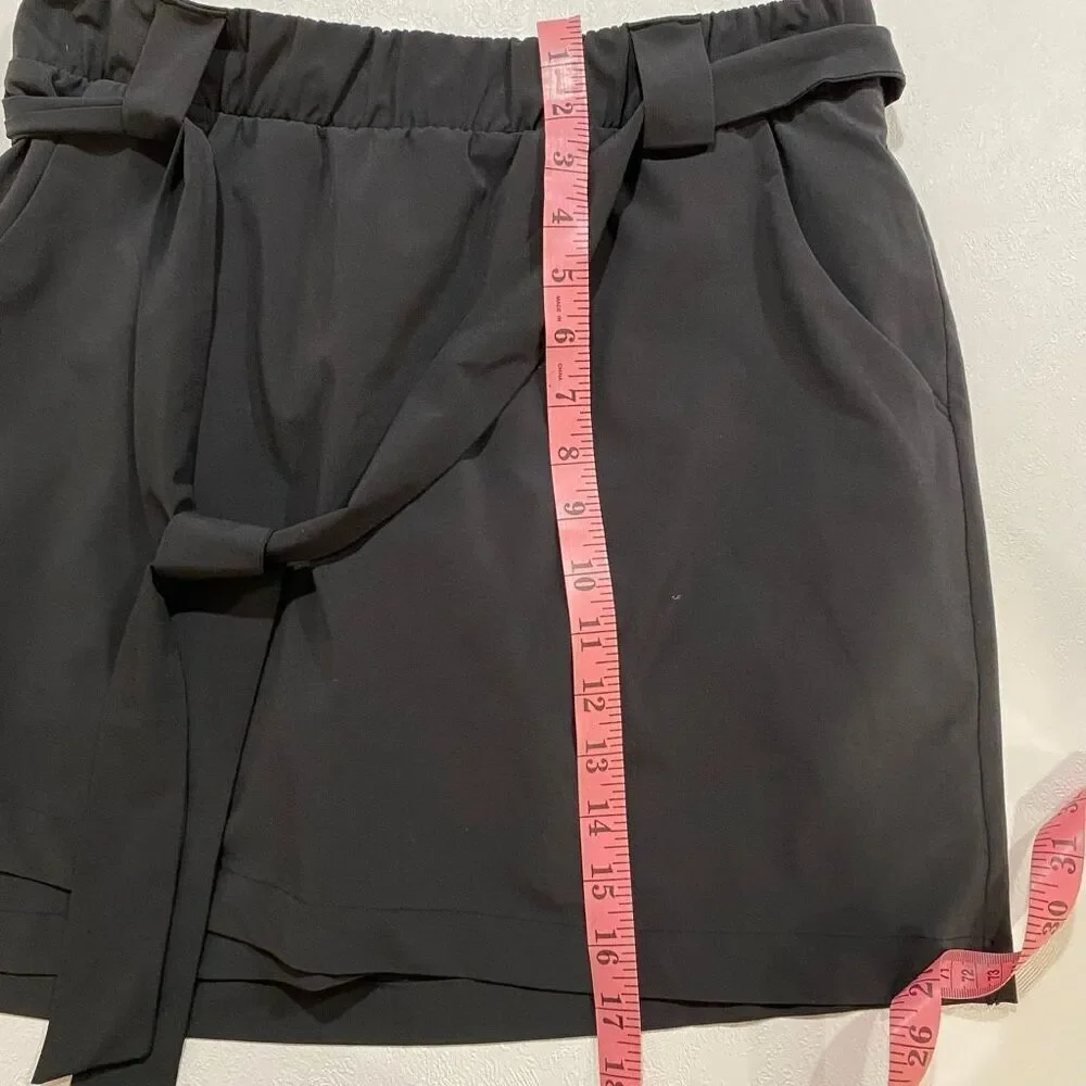 Athleta Black Belted Skort Size Medium Activewear Skirt with Shorts